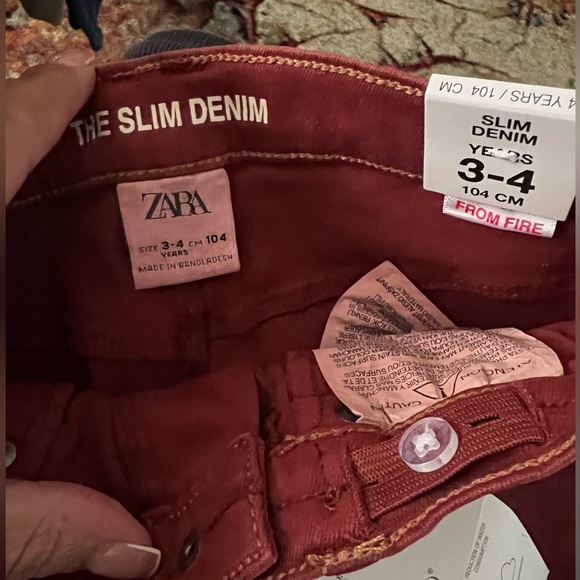 BRAND NEW!! NEVER WORN! Zara Kid Jeans - Picture 3 of 3
